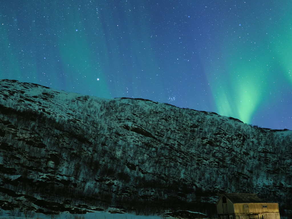 Vangshamn, Botnhamn, Troms, Norvège. 23 mars 2025, 21:31.© Tobias Bührer 2025