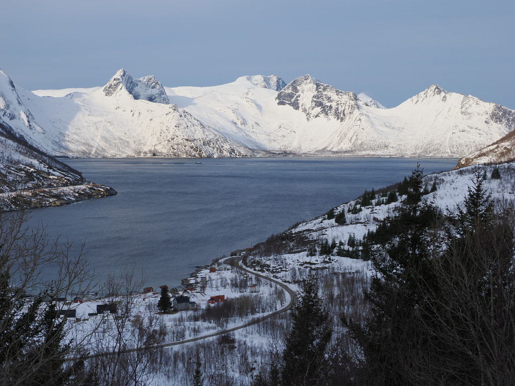 Fjordgard, Fjordgard, Troms, Norvège. 24 mars 2025, 08:14.© Tobias Bührer 2025