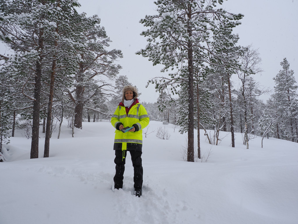 On est pas allé très loin, pas de raquettes et chemin difficile à voirSkatvik, Skatvik, Troms, Norvège. 26 mars 2025, 11:58.© Tobias Bührer 2025